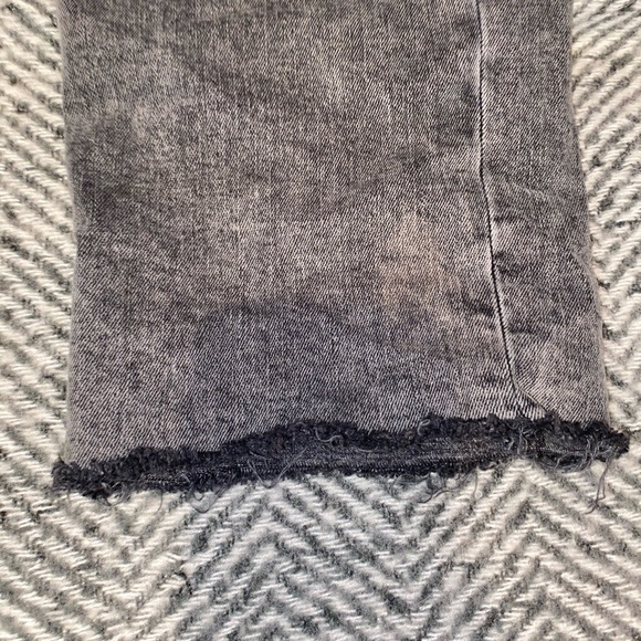 31 size Jeans with ripped bottoms from dynamite - Picture 3 of 3